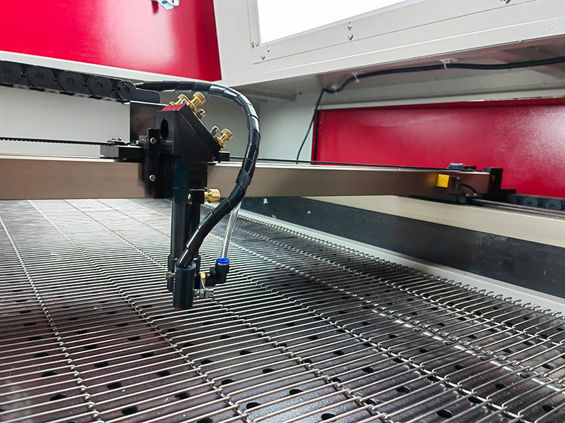 激光布料切割機(jī) 激光布料切割機(jī)