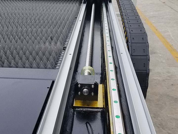 滾珠絲杠傳動激光切割機 滾珠絲杠傳動激光切割機