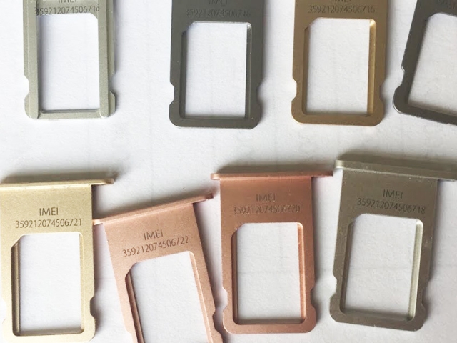 iPhone 徽標(biāo)和 IMEI 激光雕刻項(xiàng)目