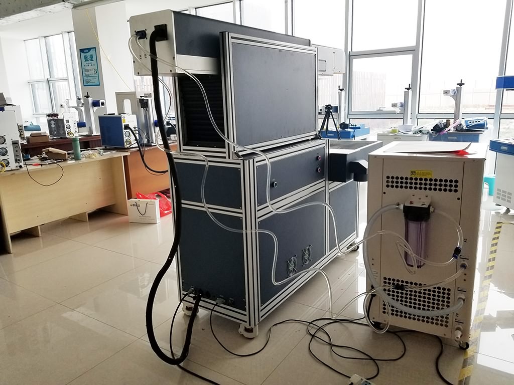 3D 動態(tài)聚焦射頻 CO2 激光切割機 3D 動態(tài)聚焦射頻 CO2 激光切割機