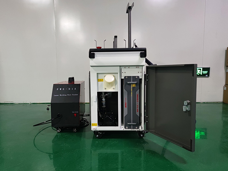 三合一手持式激光焊接、清洗、切割機