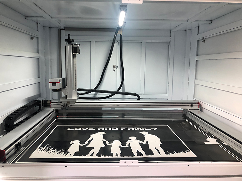 大型三軸龍門光纖激光打標(biāo)機出售 大型三軸龍門光纖激光打標(biāo)機出售