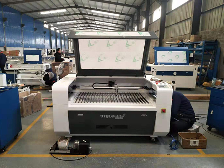 最棒的 CO2 激光切割機 最棒的 CO2 激光切割機