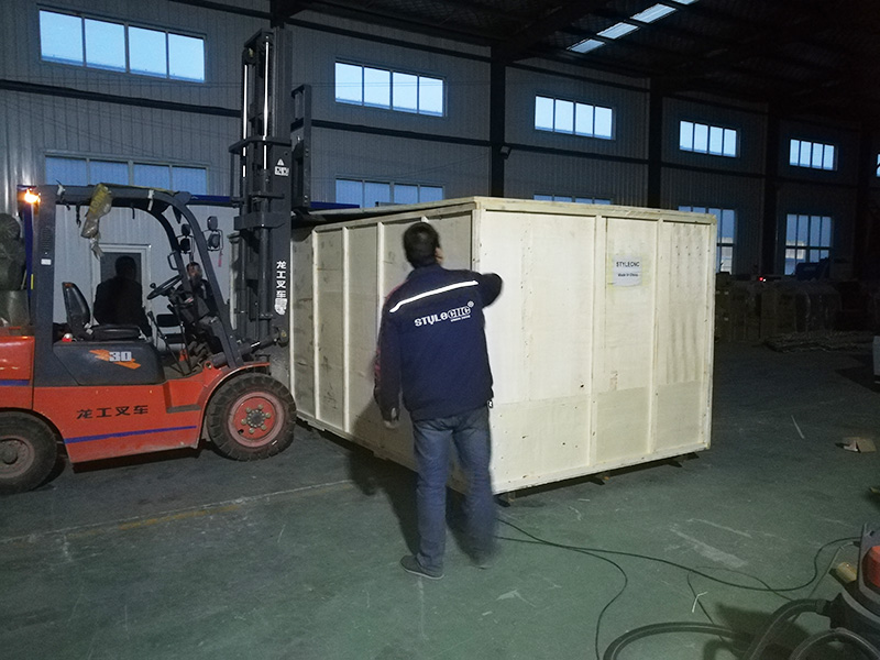 數控等離子管切割機包裝