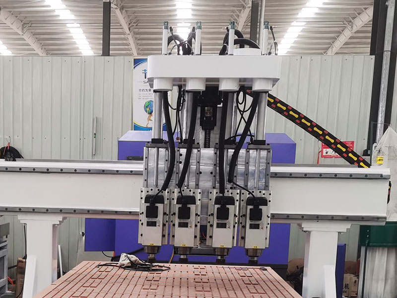 盈利型4x8數(shù)控雕刻機(jī)工作臺(tái)用于商業(yè)用途 盈利型4x8數(shù)控雕刻機(jī)工作臺(tái)用于商業(yè)用途