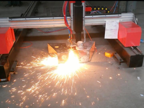 便攜式龍門等離子火焰切割機 便攜式龍門等離子火焰切割機