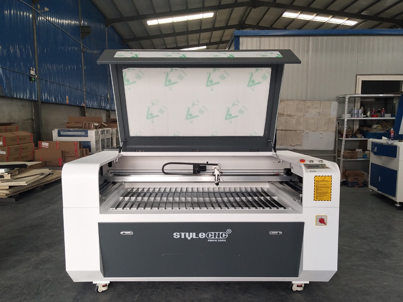 1390數(shù)控激光雕刻切割機 1390數(shù)控激光雕刻切割機