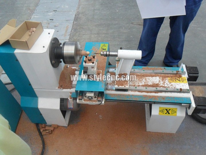 臺(tái)式木工車床 臺(tái)式木工車床