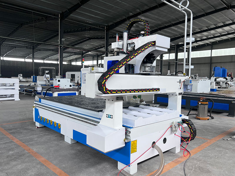 工業(yè) 4x8 數(shù)控木門制造機(jī) 工業(yè) 4x8 數(shù)控木門制造機(jī)