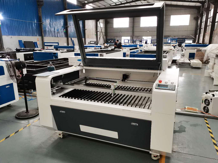 CO2 激光石材雕刻機(jī)