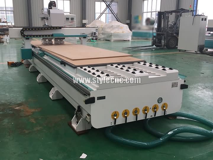 雙工作臺(tái)數(shù)控雕刻機(jī) 雙工作臺(tái)數(shù)控雕刻機(jī)