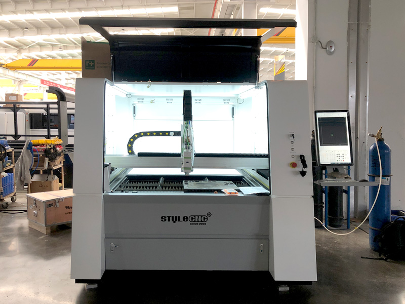 適合初學者的入門級小型金屬激光切割機 適合初學者的入門級小型金屬激光切割機