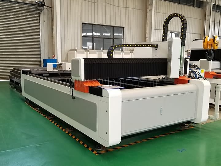 科威特 1000W 光纖激光切割機