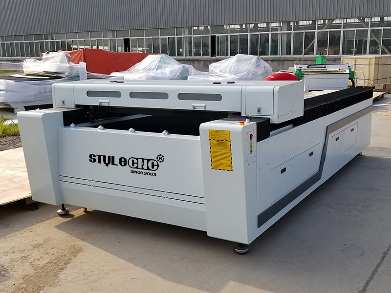 CO2 激光切割機(jī) CO2 激光切割機(jī)