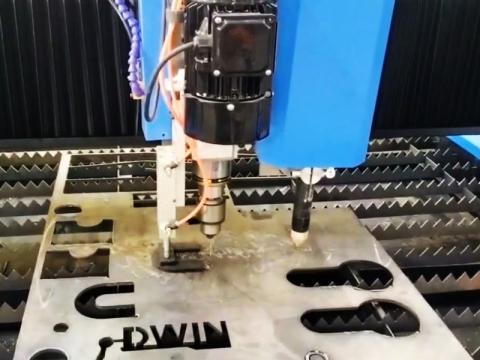 用于金屬板材切割的高速數控等離子切割工作臺 用于金屬板材切割的高速數控等離子切割工作臺