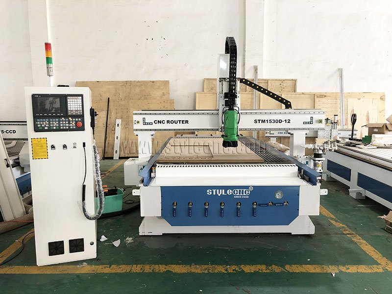 數(shù)控雕刻刻機(jī)自動換刀 數(shù)控雕刻刻機(jī)自動換刀