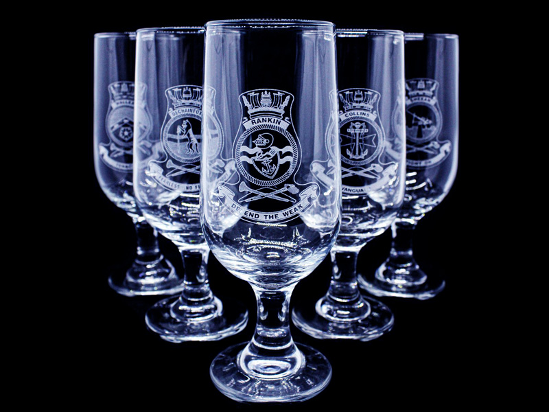 旋轉(zhuǎn)激光雕刻玻璃項(xiàng)目 旋轉(zhuǎn)激光雕刻玻璃項(xiàng)目