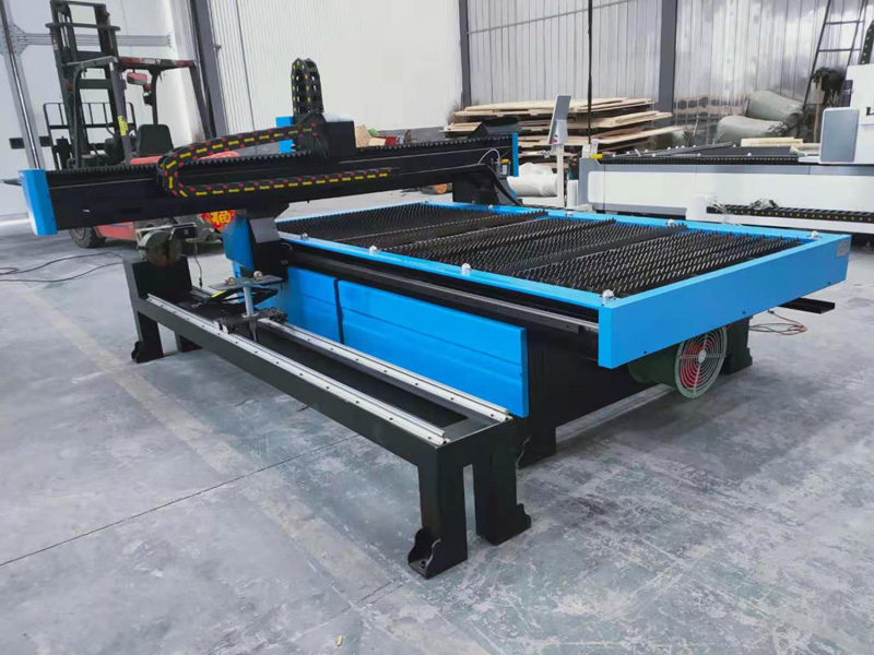 4x8 南非數(shù)控等離子切割機(jī) 4x8 南非數(shù)控等離子切割機(jī)