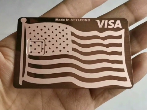 如何使用激光雕刻機 DIY 金屬信用卡？