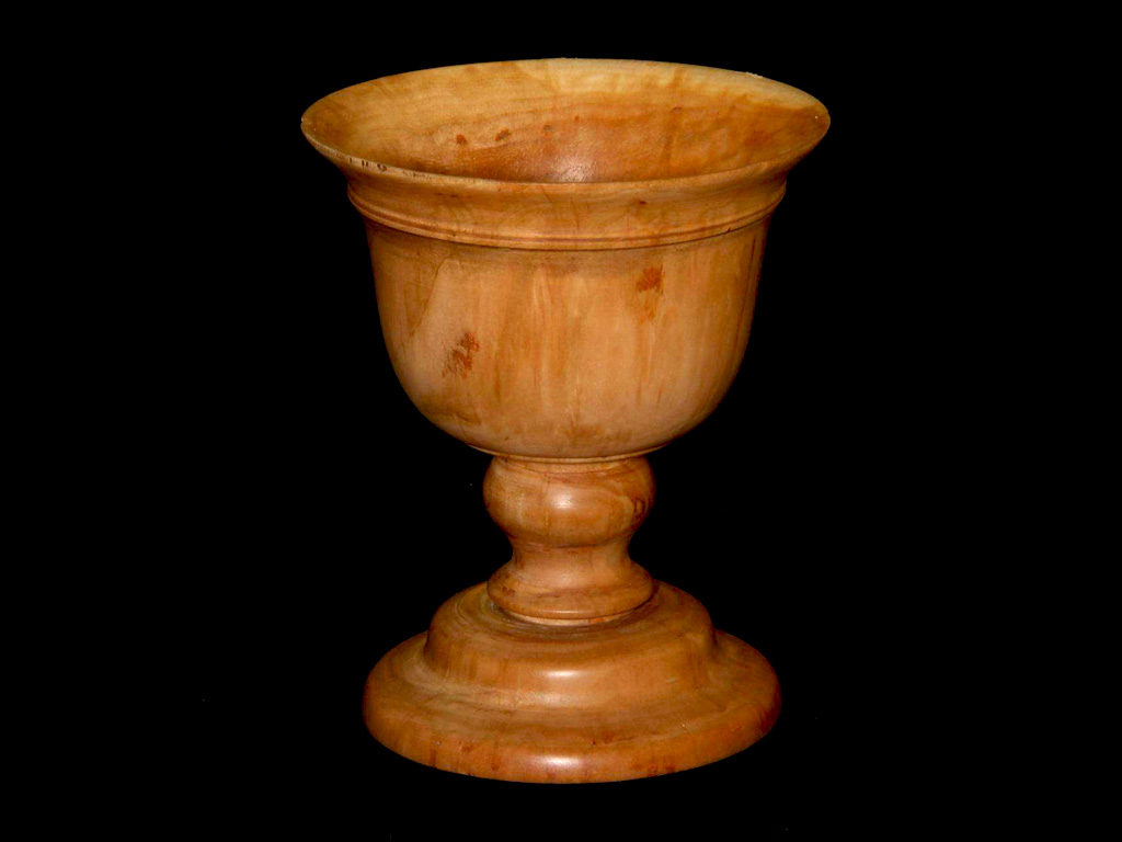 用于加工天然木飲水杯的臺(tái)式木工車(chē)床