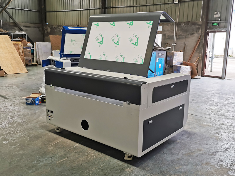 丹麥 STJ1390 帶空氣過濾器的激光切割機(jī) 丹麥 STJ1390 帶空氣過濾器的激光切割機(jī)