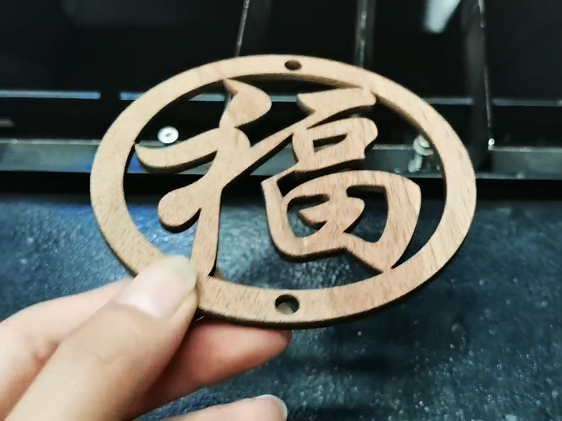 4x4 CO2 激光切割木制工藝品 4x4 CO2 激光切割木制工藝品