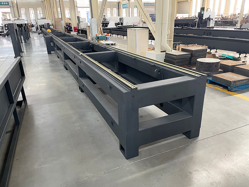 工業(yè)激光切管機(jī) 工業(yè)激光切管機(jī)