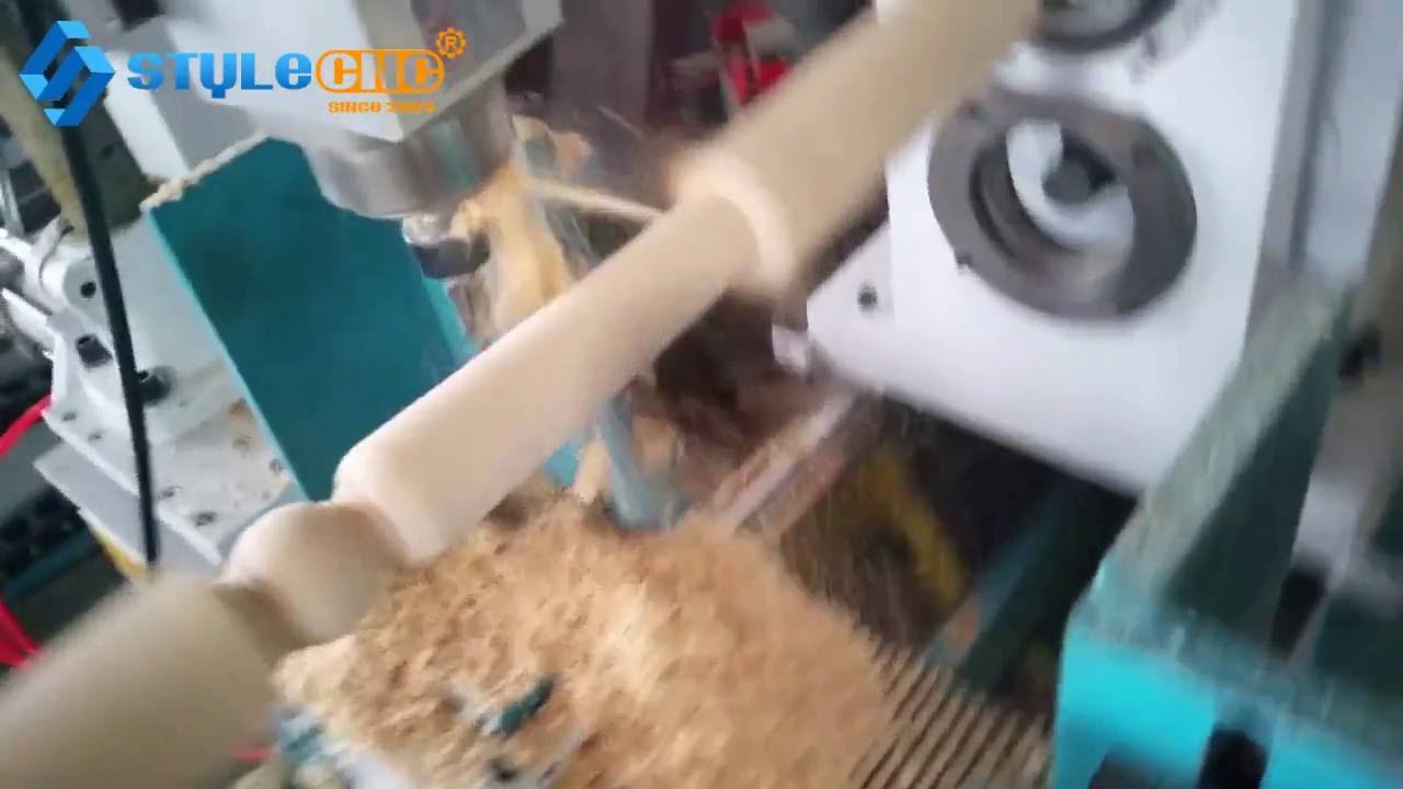 自動木工車床車削羅馬柱和桌腿