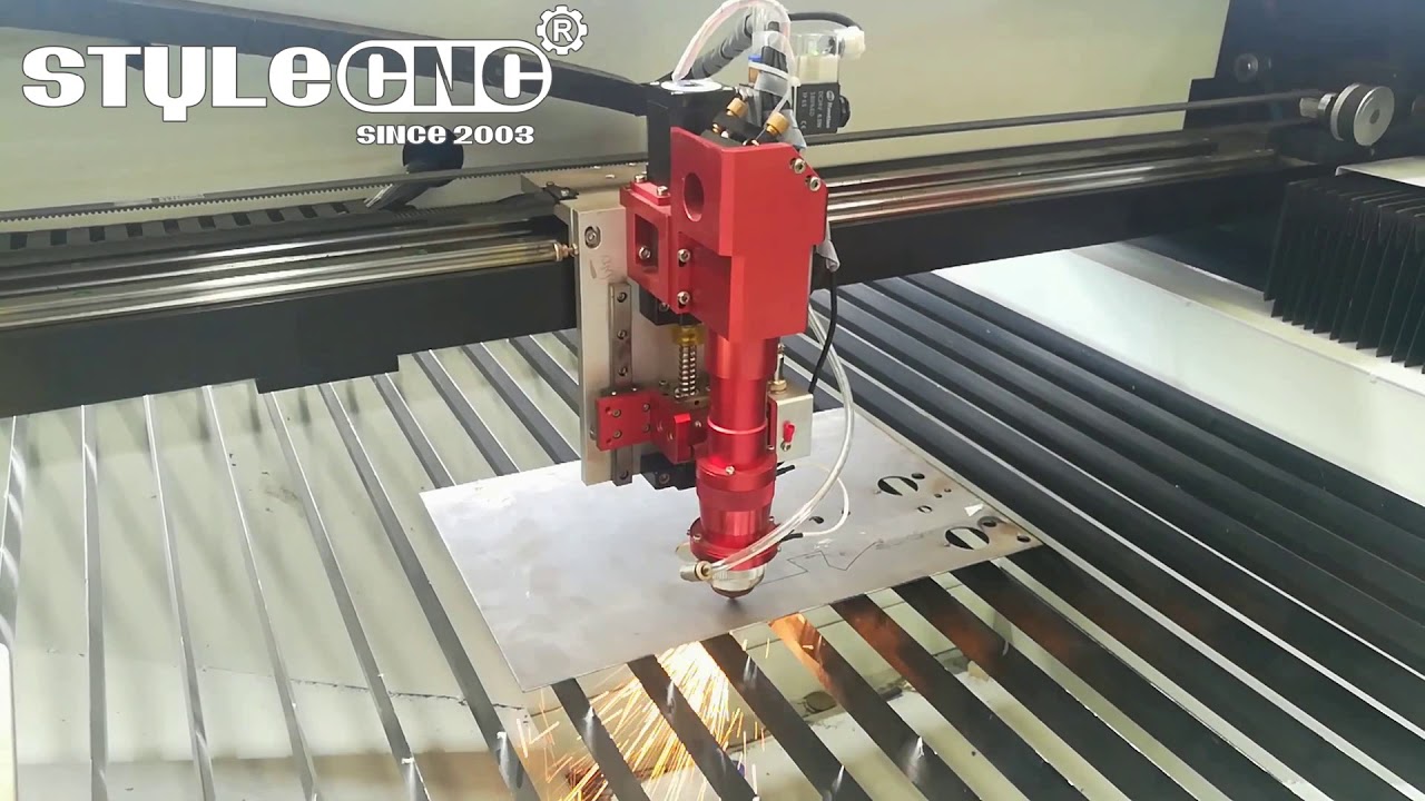 CO2 金屬、非金屬、準(zhǔn)金屬激光切割機(jī)