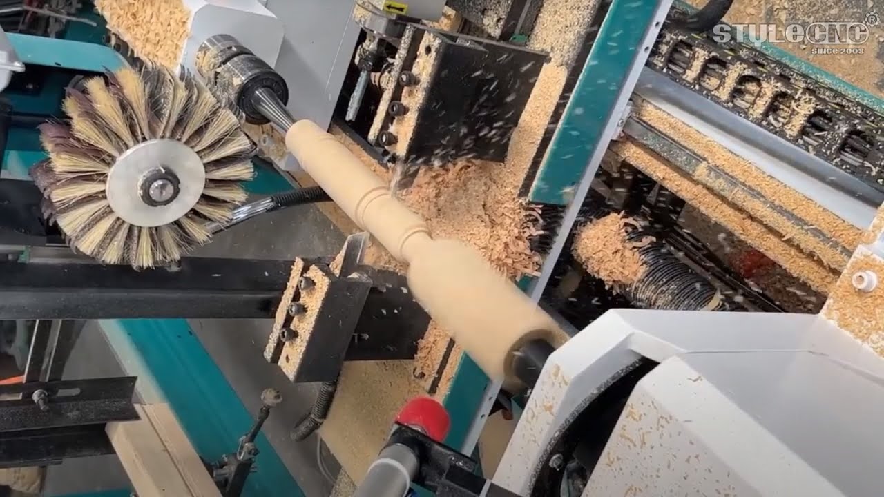 用于樓梯欄桿車削的高性能數控木工車床