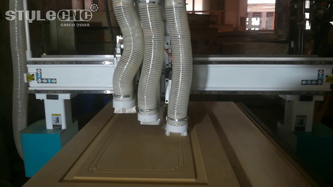 專業木門制造數控雕刻機，配備 3 個主軸