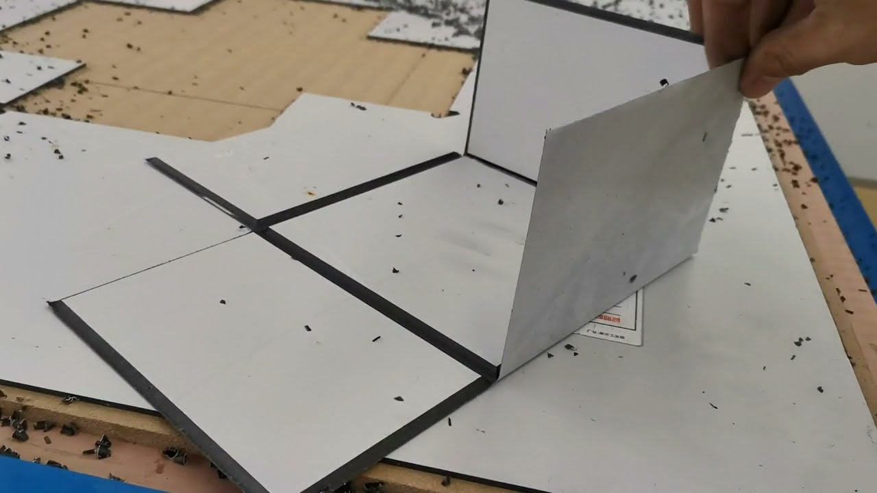 自動換刀數(shù)控雕刻刻機切割鋁塑復(fù)合板