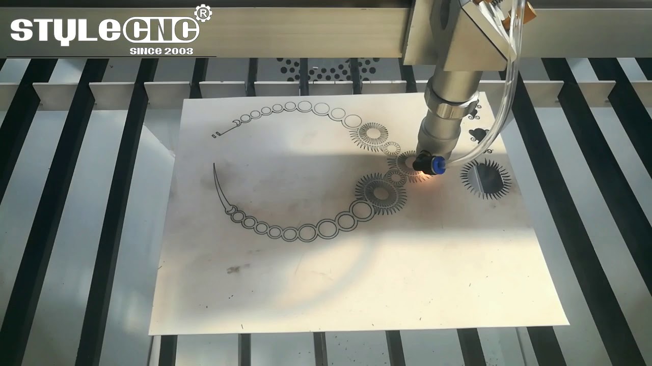 2025熱銷品 CO2 適合小型企業和家庭使用的激光切割機 2025熱銷品 CO2 適合小型企業和家庭使用的激光切割機